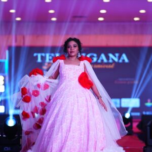 Home Ethnic Lahengas